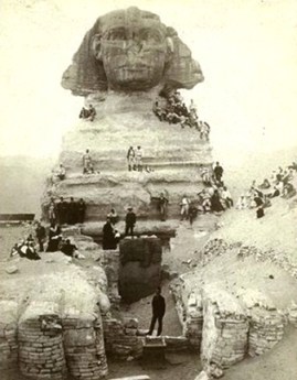 Billy Earle and the other members of the world tour 