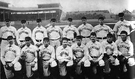 Lee Viau, front row third from right, with 1892 Cleveland Spiders